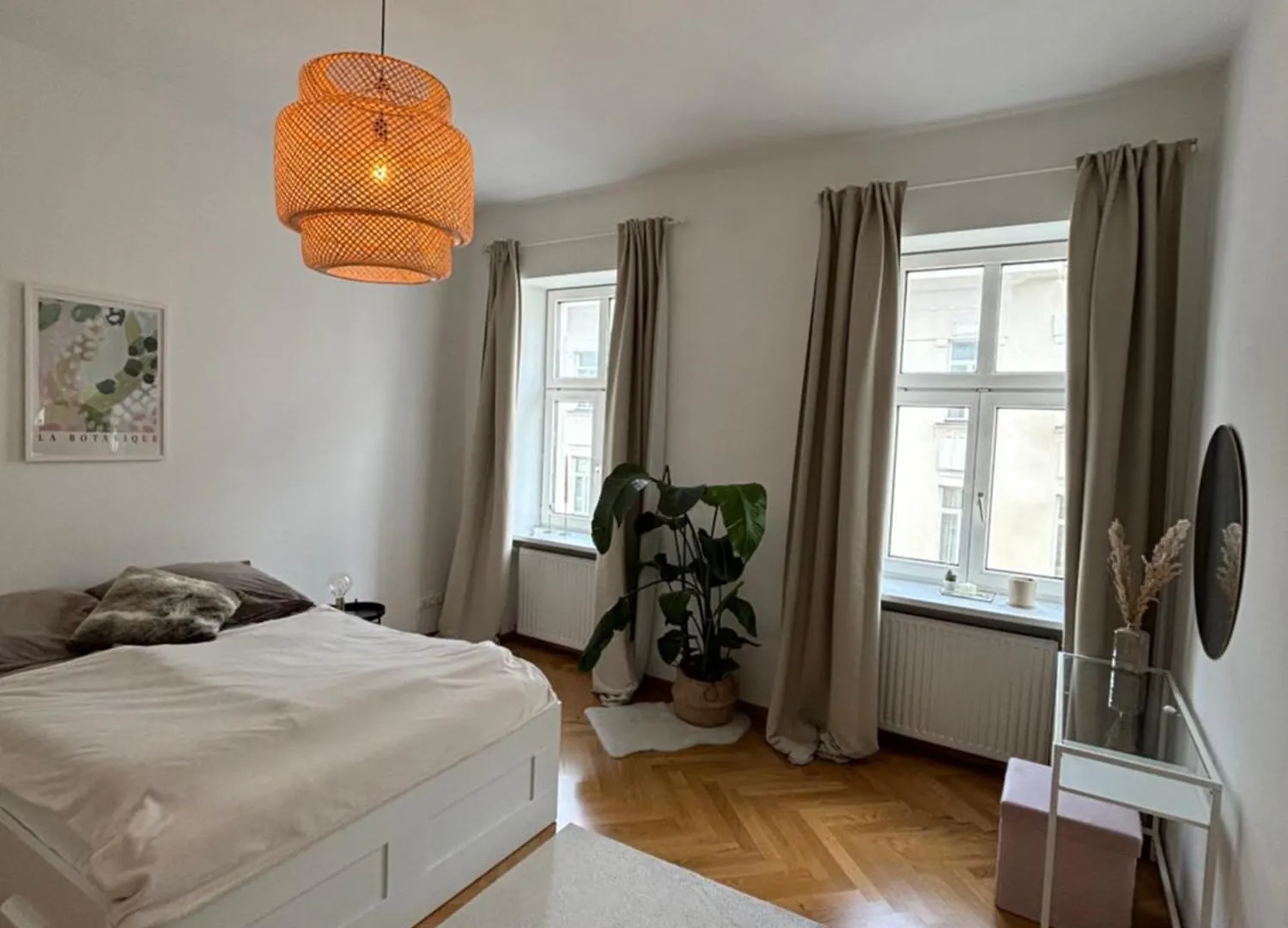 Central Apartment - 8Th District Vienna