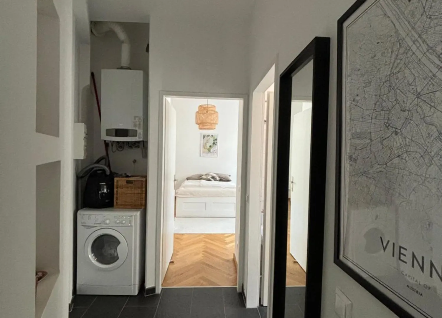 Central Apartment - 8Th District Vienna